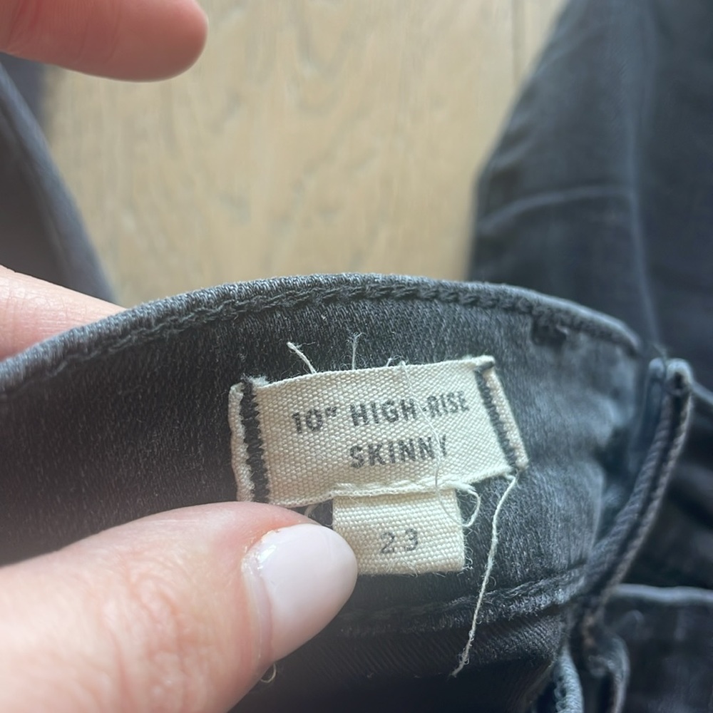 Madewell 10” High- Rise Skinny Jeans - Picture 8 of 16
